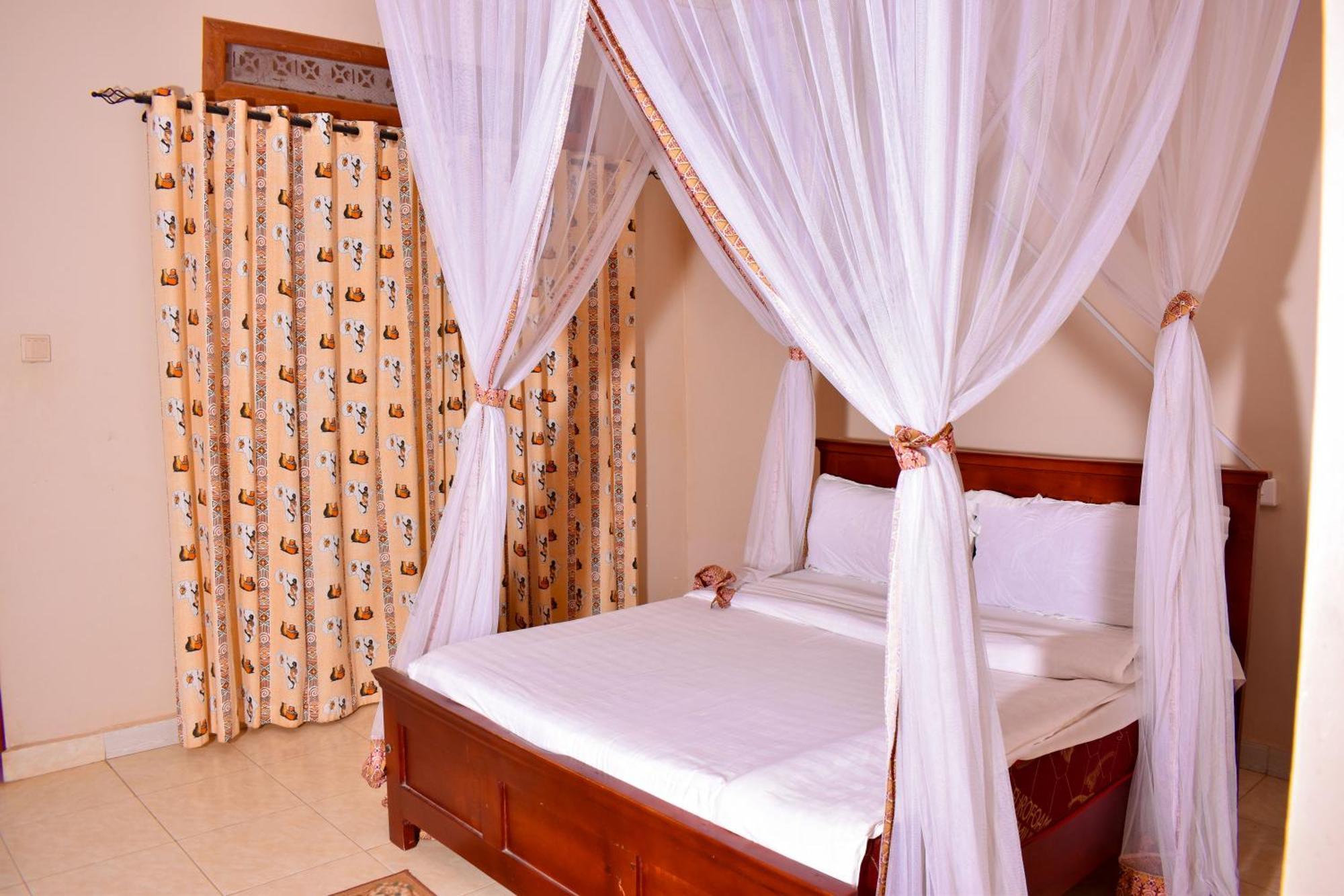 Lavic Country Resort Adjumani Ngoại thất bức ảnh